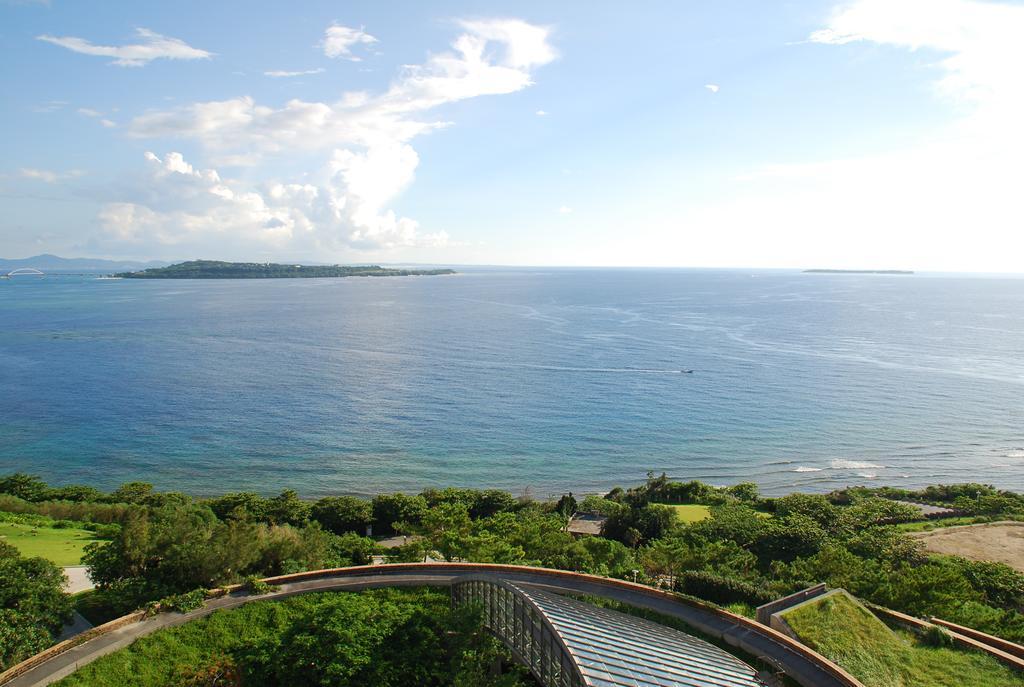Yukurinaresort Okinawa Garden House Motobu Exteriör bild