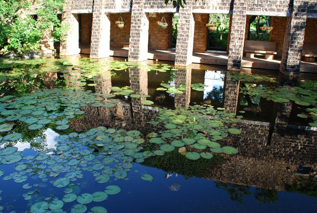 Yukurinaresort Okinawa Garden House Motobu Exteriör bild