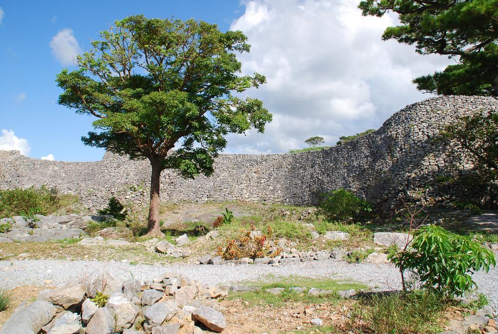 Yukurinaresort Okinawa Garden House Motobu Exteriör bild